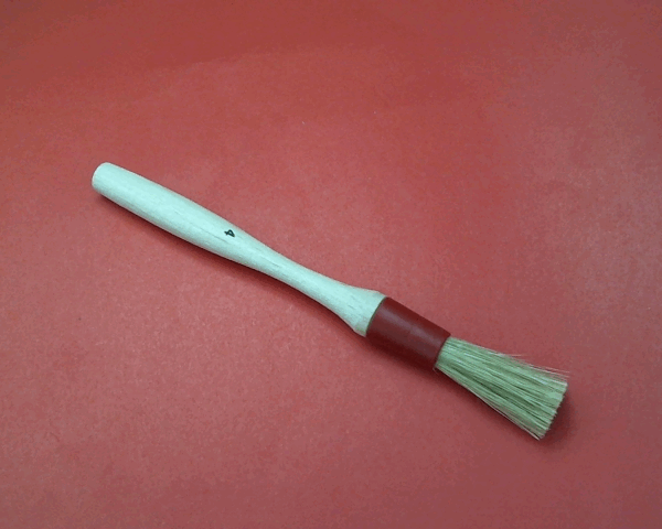PINCEAU EN BOIS>PLASTIQUE NO.4