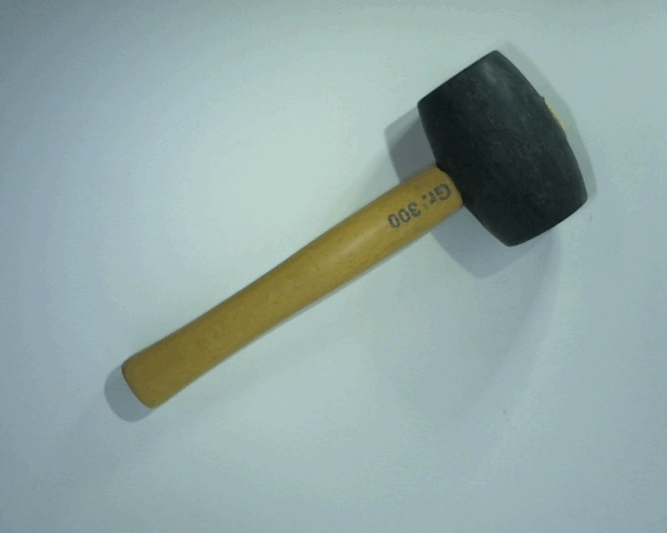 MARTEAU EN GOMME 300 GR