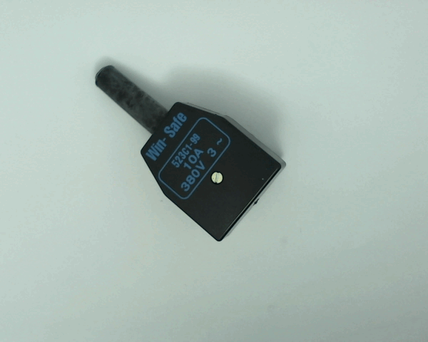FICHE EASTMAN 380V FEMELLE
