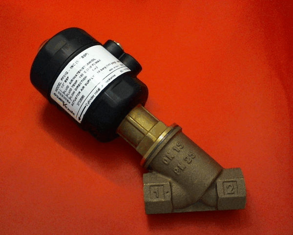 VANNES PNEUMATIQUE 1/2"