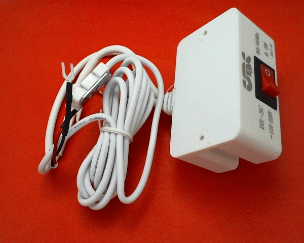 LAMPE POUR MACHINE