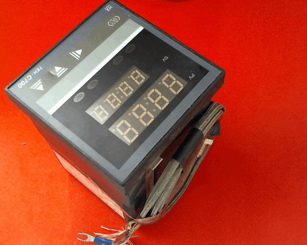 REGULATEUR DE TEMPERATURE