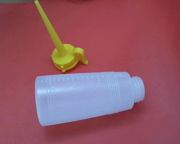 BURETTE EN PLASTIQUE